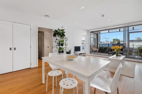 Photo of property in Maison Apartments, 204/16 Huron Street, Takapuna, Auckland, 0622