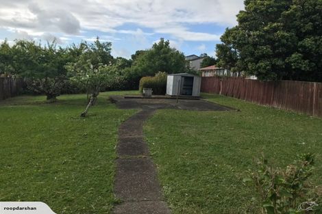 Photo of property in 3 White Swan Road, Mount Roskill, Auckland, 1041