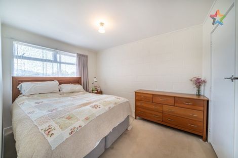 Photo of property in 71n Randwick Crescent, Moera, Lower Hutt, 5010