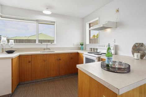 Photo of property in 3/303 Burwood Road, Burwood, Christchurch, 8083