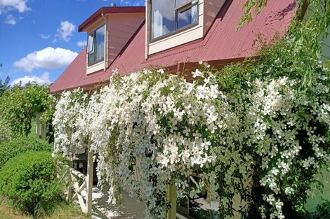 Photo of property in 35 Mountain View Road, Dalefield, Queenstown, 9371