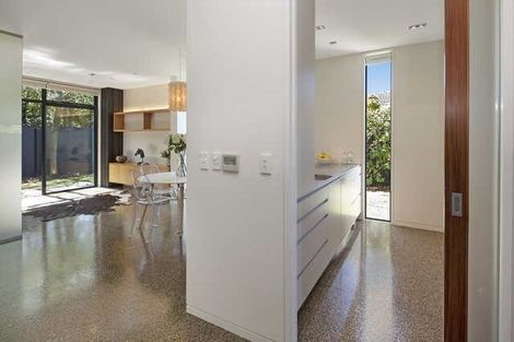 Photo of property in 55 Ranfurly Street, St Albans, Christchurch, 8014