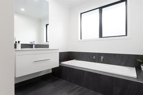 Photo of property in 19 Maanihi Drive, Rototuna North, Hamilton, 3210