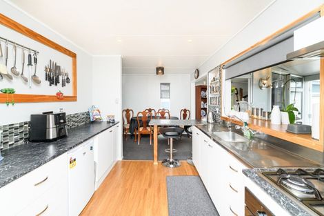 Photo of property in 44 Kaimanawa Street, Kelvin Grove, Palmerston North, 4414