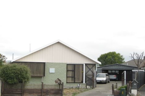 Photo of property in 19 Rosanna Place, Aranui, Christchurch, 8061