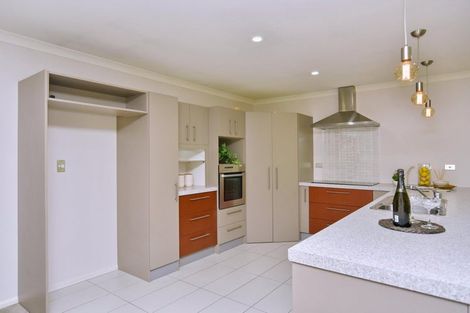 Photo of property in 10 Woodhurst Drive, Casebrook, Christchurch, 8051