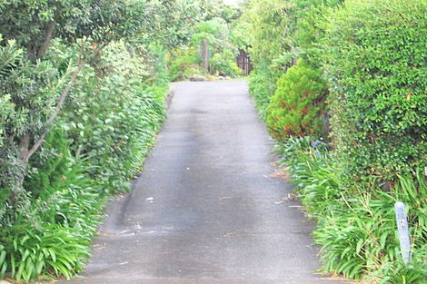 Photo of property in 27 Majesty Place, Half Moon Bay, Auckland, 2012