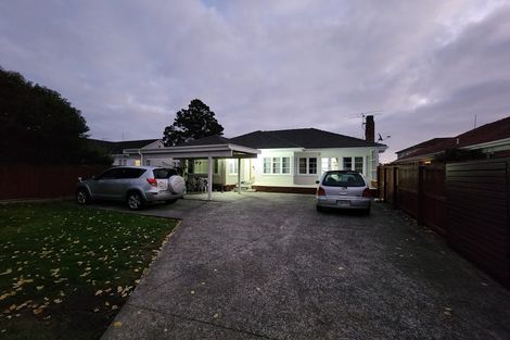 Photo of property in 13 Great South Road, Papatoetoe, Auckland, 2025