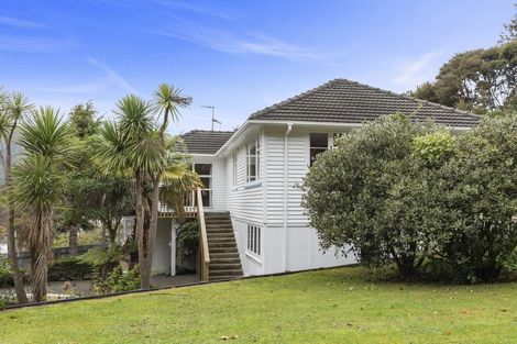 Photo of property in 131 Wellington Road, Wainuiomata, Lower Hutt, 5014
