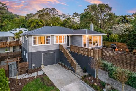 Photo of property in 21 Mahoe Street, Tawa, Wellington, 5028