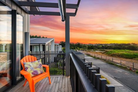 Photo of property in 24 Pukewhero Rise, Westgate, Auckland, 0614