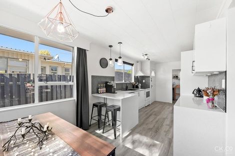 Photo of property in 34 California Drive, Totara Park, Upper Hutt, 5018