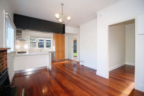 Photo of property in 21a Nile Road, Milford, Auckland, 0620