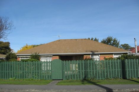 Photo of property in 2 Joyce Crescent, Ilam, Christchurch, 8041
