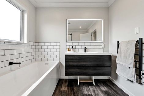 Photo of property in 46 Celia Street, Stratford, 4332