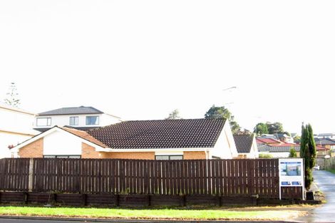 Photo of property in 1/124a Alfriston Road, Manurewa, Auckland, 2105