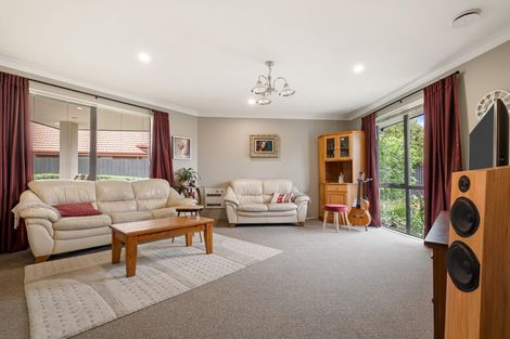 Photo of property in 16 Becmead Drive, Harewood, Christchurch, 8051