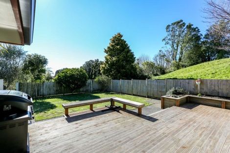 Photo of property in 14 Tupare Place, Highlands Park, New Plymouth, 4312