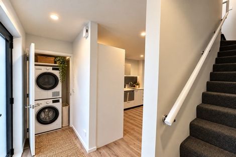 Photo of property in 4/30 Frederick Street, Waltham, Christchurch, 8011