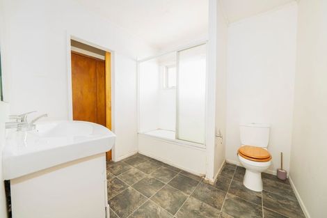 Photo of property in 109 George Street, Hikurangi, 0114