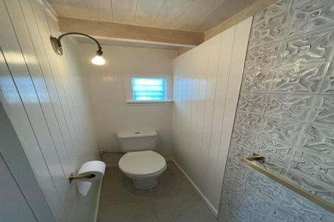 Photo of property in 56 Rewi Street, Torbay, Auckland, 0630