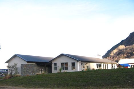 Photo of property in Butel Park, 50 Essex Avenue, Arrowtown, 9302