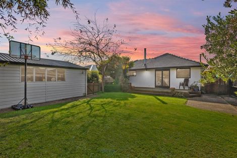 Photo of property in 19 Wallace Street, Bryndwr, Christchurch, 8053