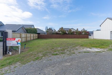 Photo of property in 22 Millpond Place, Parklands, Christchurch, 8083