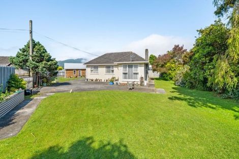 Photo of property in 29 Ruthven Road, Wainuiomata, Lower Hutt, 5014