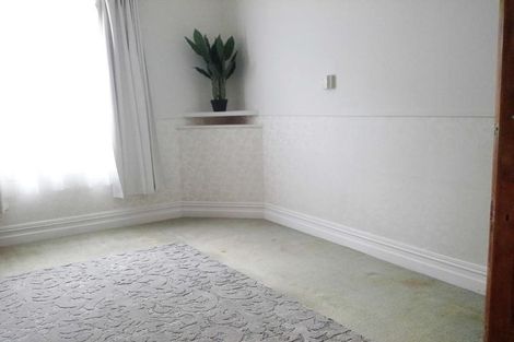 Photo of property in 8 Cutfield Road, New Plymouth, 4310