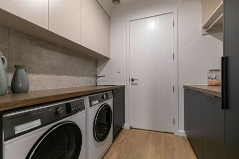 Photo of property in 1 Lordland Road, Wainui, 0932