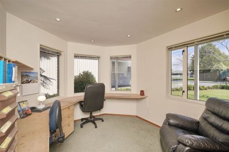 Photo of property in 19 Littles Lane, Woodend, 7610