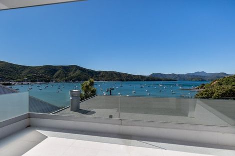 Photo of property in 358 Waikawa Road, Waikawa, Picton, 7220