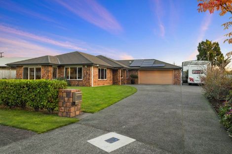 Photo of property in 8 Margaret Alice Close, Whalers Gate, New Plymouth, 4310