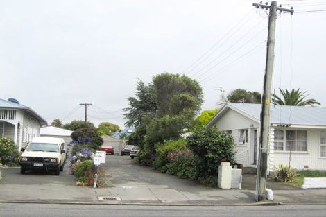 Photo of property in 99 Gayhurst Road, Dallington, Christchurch, 8061