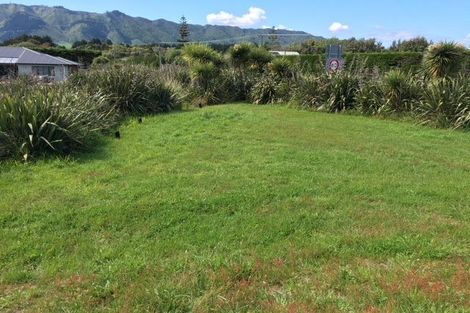 Photo of property in 37 Paetawa Road, Peka Peka, Waikanae, 5391