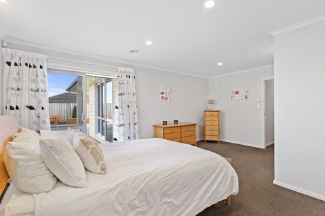 Photo of property in 8 Miranda Place, Flagstaff, Hamilton, 3210