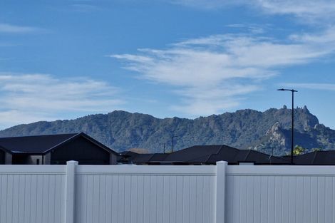 Photo of property in 113 Kaurinui Crescent, One Tree Point, 0118