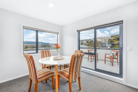 Photo of property in 41 Samwell Drive, Whitby, Porirua, 5024