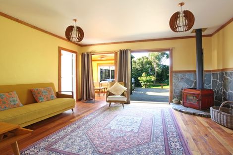 Photo of property in 7 Simon Road, Raglan, 3225