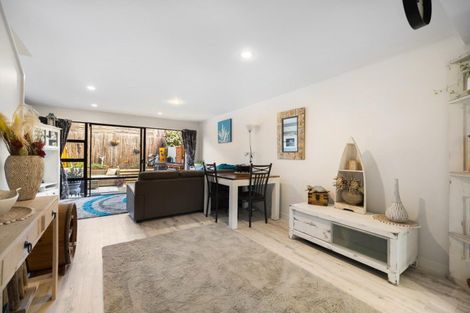 Photo of property in 2/1062 Frankton Road, Frankton, Queenstown, 9300