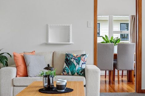 Photo of property in 127 Studholme Street, Morrinsville, 3300