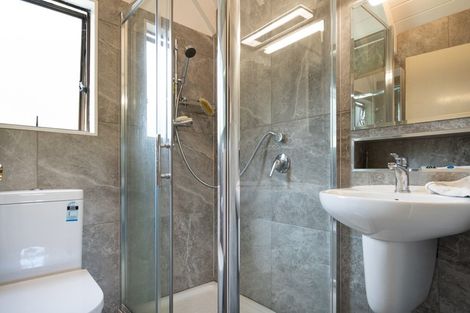 Photo of property in 82 Ross Lane, Kumeu, 0891