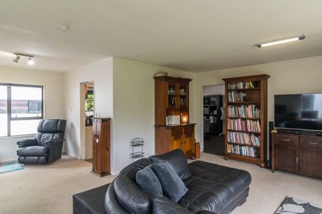 Photo of property in 50 Nimmo Avenue, Waikanae, 5036