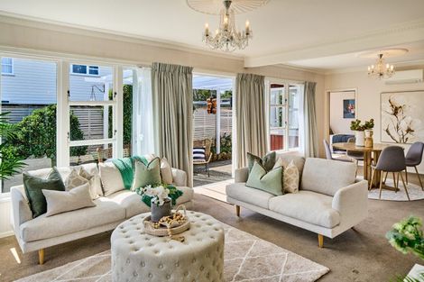 Photo of property in 66 Wai-iti Crescent, Woburn, Lower Hutt, 5010