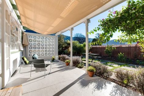 Photo of property in 42a Devon Street, Picton, 7220