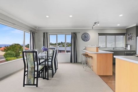 Photo of property in 41 Kinder Street, Acacia Bay, Taupo, 3330