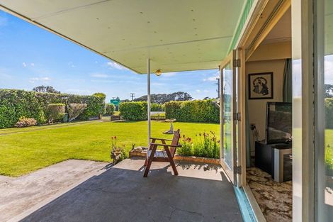 Photo of property in 198 Tasman Street, Opunake, 4616