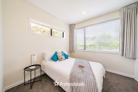 Photo of property in 1 Glen Evans Crescent, Fairfield, Lower Hutt, 5011