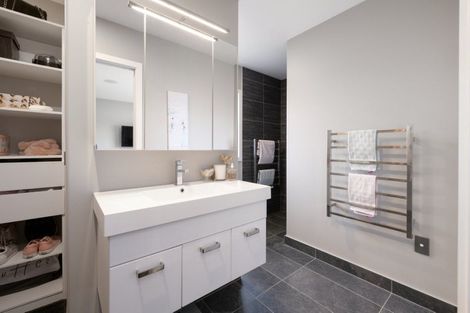 Photo of property in 4 Rochfort Crescent, Pyes Pa, Tauranga, 3112